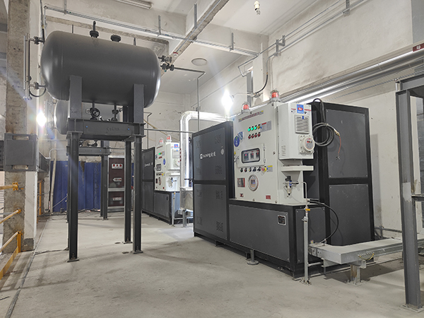 防爆電加熱導(dǎo)熱油爐 防爆<a href='http://www.nthtjzd.cn/product/dianjiaredaoreyoulu.html' class='body-link'>電加熱導(dǎo)熱油爐</a>