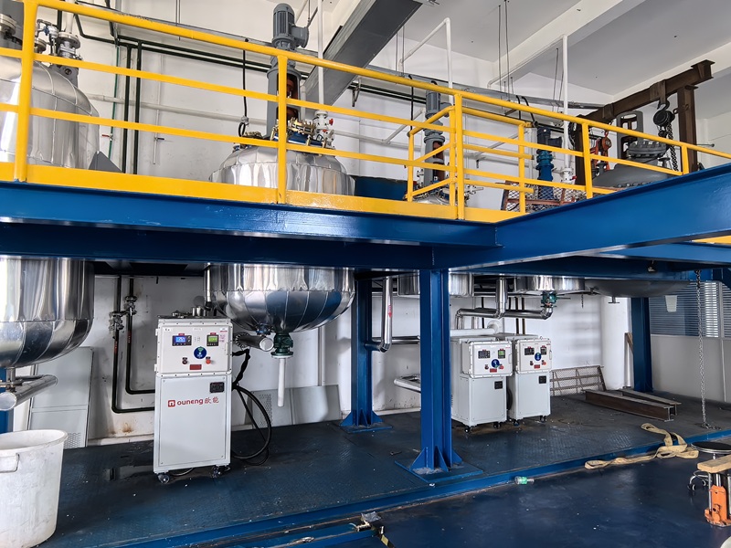 工業冷水機溫度降不了原因?